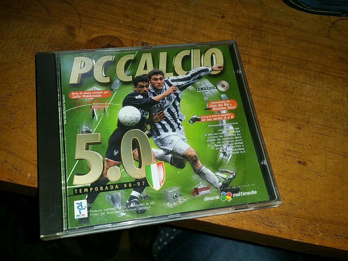 PUIFITSICK's tweet photo. Historia viva de los juegos de manager de fútbol. #PCCalcio https://t.co/HMPzOe68Bo