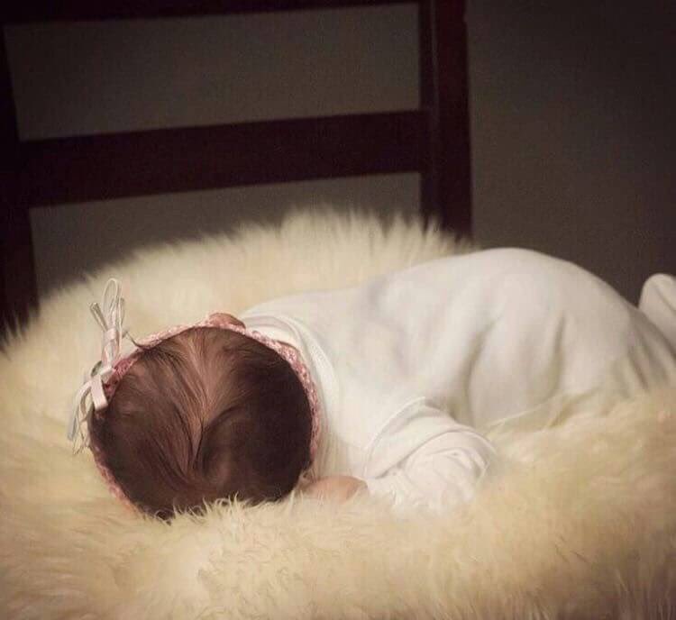 bbccbbccba's tweet photo. عسى منَ غفُى وهوَ مكسور الأحلام
يصحى عل فرحة تجدد حياته🌸

إلى اللقاء👋🏻 https://t.co/lBf6wwPwiy