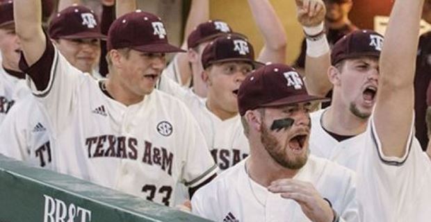 GigEm247's tweet photo. Texas A&amp;M uses wild late comeback, beats Davidson to advance to CWS for first time since 2011. Game story: https://t.co/GXWBVtzJ0D https://t.co/VVkpreKXHq