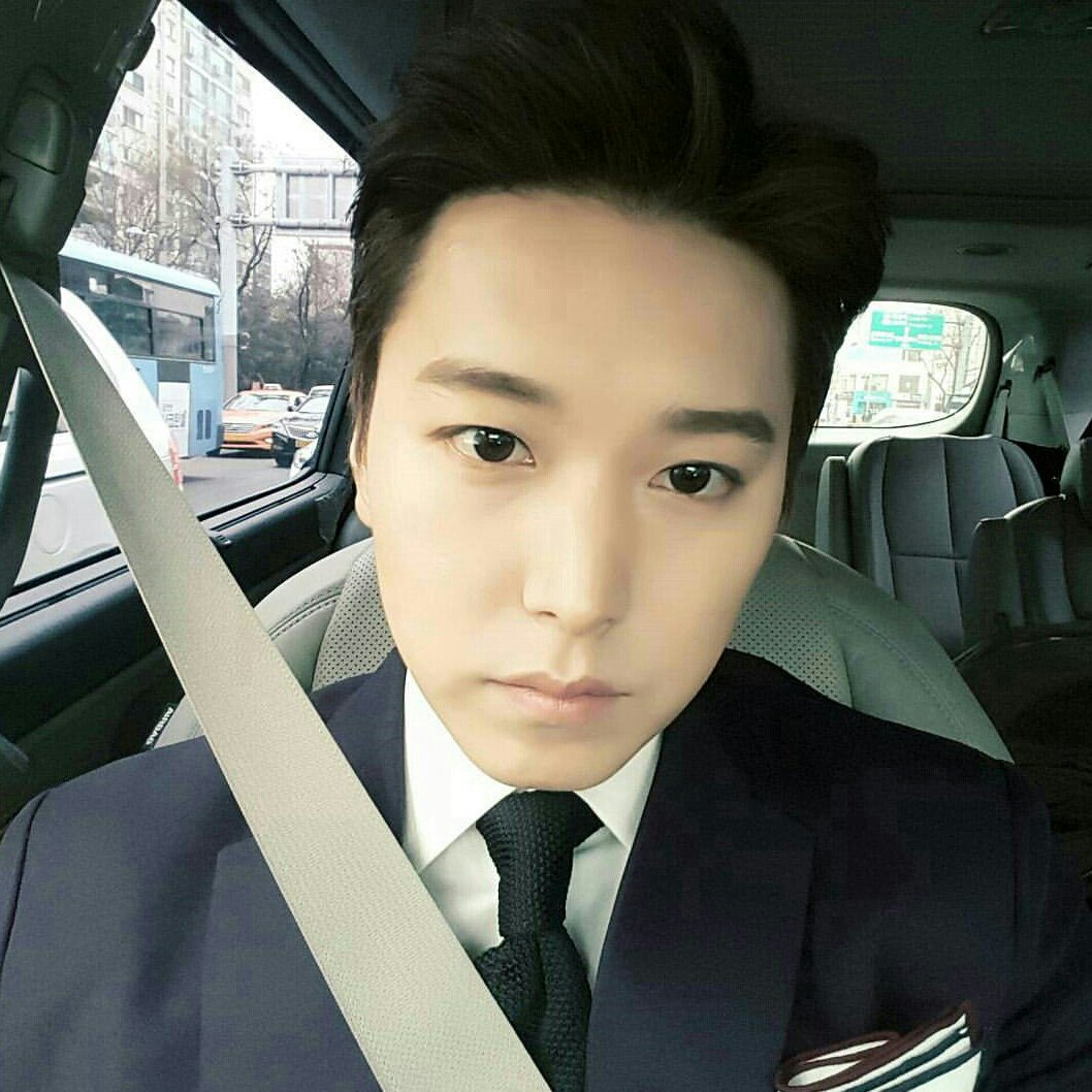 Ren4taCollins's tweet photo. #ELFwithSungmin
#ELFwithKangin
#RespectSungminAndKangin
#sungminstay 
#SungmINKangIN 
#Kanginstay 
#KanginInTheComeback https://t.co/Yf8IiOQ0fG