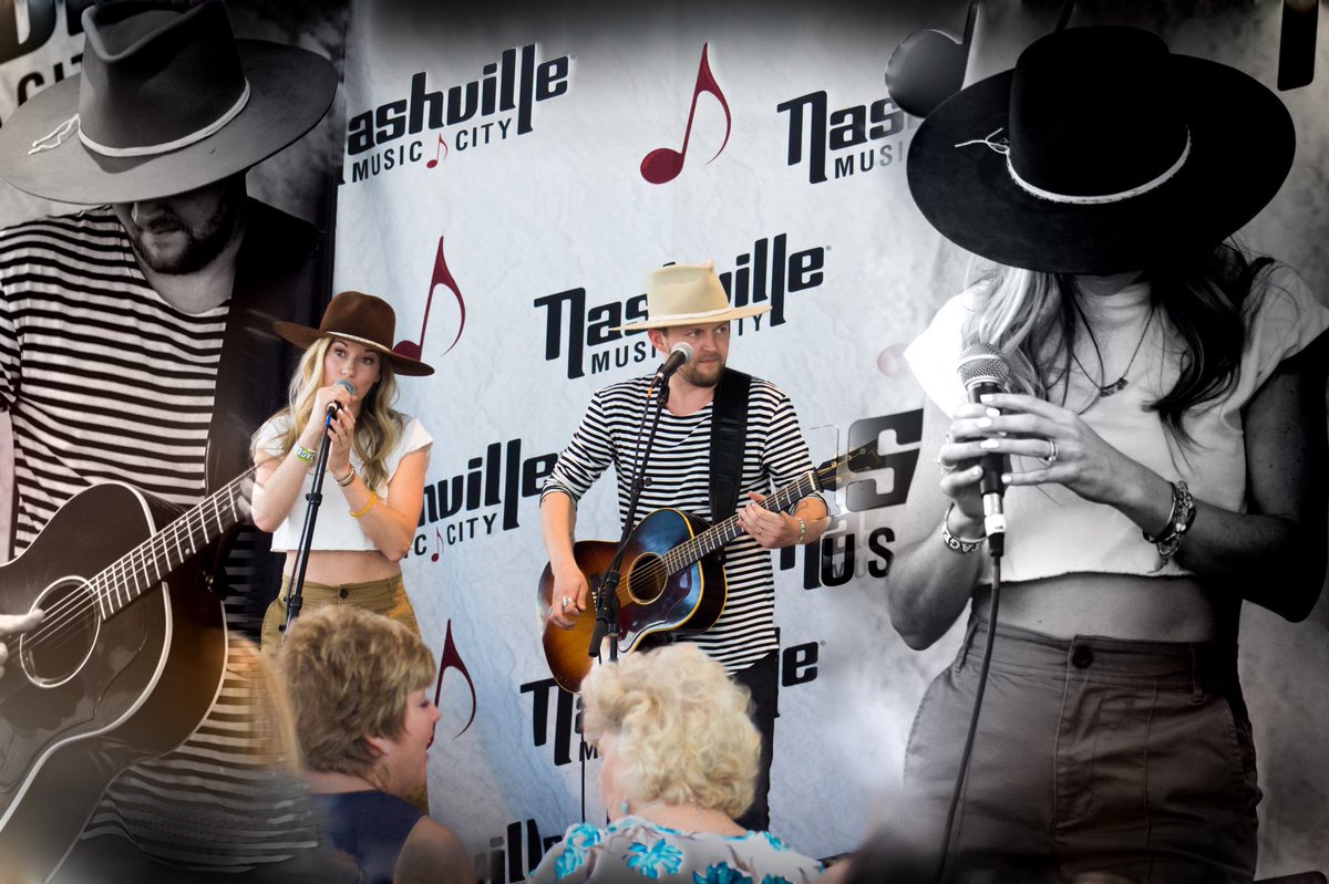 ChelseaRaynea's tweet image. Native Run | Nashville, TN 
@nativerunmusic
•
•
•
#nativerun #cmafest2017 #countrymusic… 
instagram.com/p/BVLknMeAw-s/