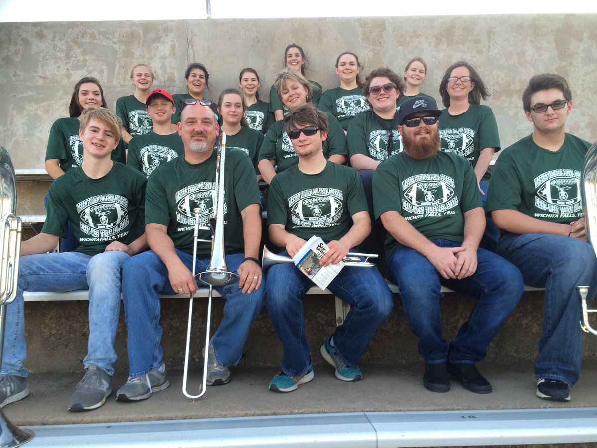 Holliday Eagle Band is supporting the Oil Bowl participants this evening! Even during the summer we are loud and proud! #HERO #OilBowl