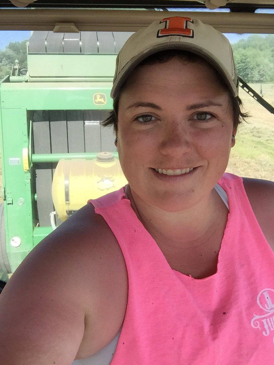 MariaCoxFarm's tweet photo. My favorite job! Glad to be about done with 1st cutting. Every bale will be put up with zero rain. #itcanrainnow https://t.co/jXC3FUYkBF