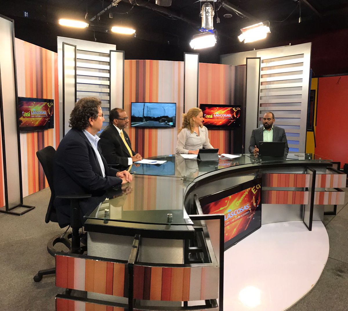 asilascosastv's tweet photo. Mediante el #PlanRenovable la CDE, apoyará los proyectos de energía renovable en RD. #RafaelVelazco https://t.co/6Stj41JUXA