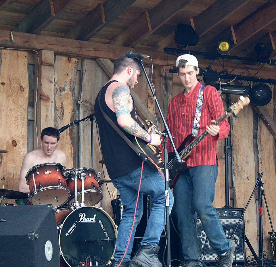 HypotheticalsNH's tweet photo. Had a great time at Shuffle Fest in Bath, NH last night!
#shufflefest2017 #shufflefest #supportlocalmusic https://t.co/KU5TJqP7R6