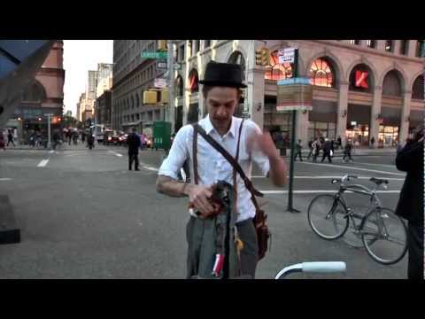 MagicCentralNet's tweet image. #magictrick Mario the Magician: Building Magic (short) - magiccentral.net/mario-the-magi… #RT #Retweet