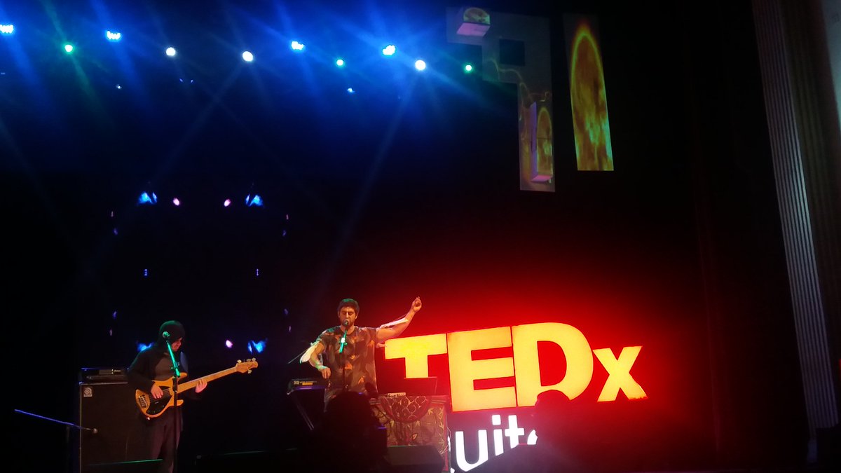 raffaelgarrido's tweet photo. Excelente espectáculo de @MateoKingman en #TEDxQuito2017 #RealidadeES https://t.co/HrWlRUrQHk