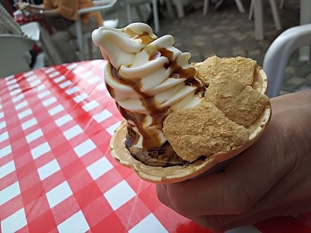 mycroftmini4wd's tweet photo. 信玄餅ソフト うまー( ﾟДﾟ)
でもほんとはボディ塗装したい。
#飯テロ https://t.co/CuF8Gl47Er
