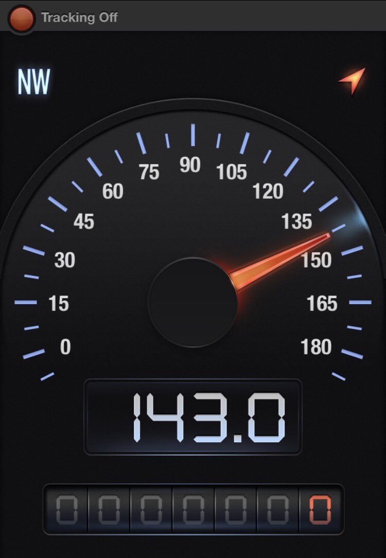 VimanFotography's tweet image. 143 kmph on metre gauge! #KTM #ETS #Class93