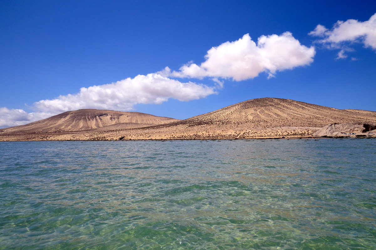 GillichMarion's tweet image. #WonderfulEurope #Fuerteventura a #kitesurfing paradise, great for bloody beginners like me #traveltheworld