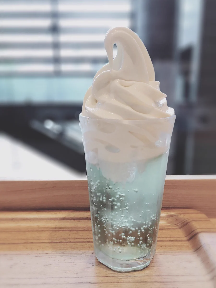 暑い夏にもってこいのドリンク！清涼感MAXなMUJIカフェのクリームソーダ
