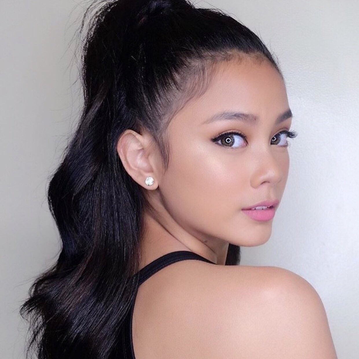 ylona garcia on twitter it girls eat girl ylona garcia on twitter it girls eat girl