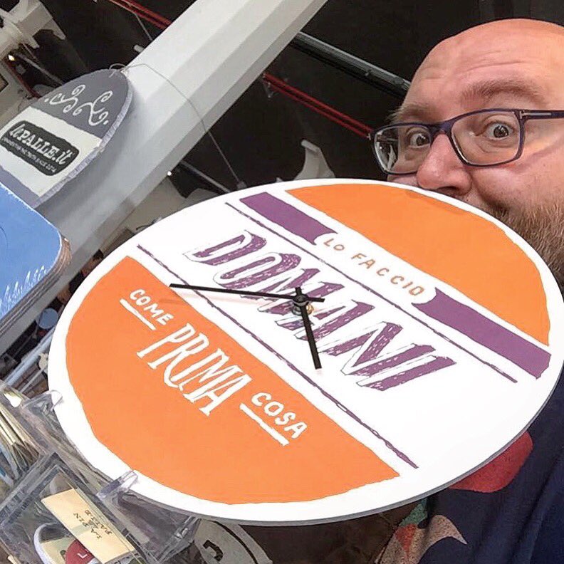 LePalle_IT's tweet photo. FALLO OGGI COME PRIMA COSA!!!! #LePalle sono al #FactoryMarket summer edition, 
dalle 10 alle 20 [Alzano Lombardo (BG) allo Spazio Fase] 😉 https://t.co/1Wvu3Gw9zs