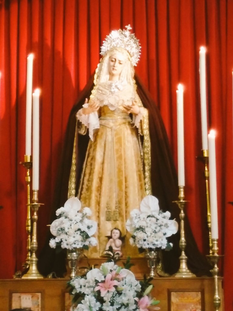 Gracias a @Hdad_Piedad_Pal por hacernos partícipes de la bendición de Ntra. Sra. de los Ángeles. Que Ella os cuide y guarde.