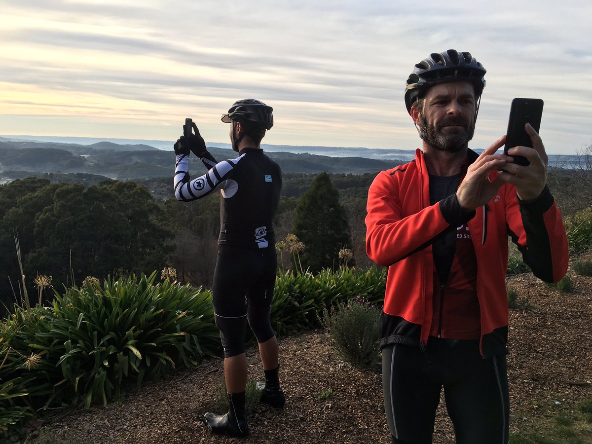 LukeBettany's tweet photo. Insta-pros #taylorstours https://t.co/l08XFKxAgK