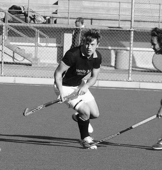 Good start to the season with <a href="/Varsity_College/">The IIE's Varsity College</a> lads <a href="/bili715/">Bili</a> and @tansie_bott 🏑💪<a href="/VCSportsLife/">VarsityCollegeSports</a>