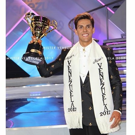 MisterVzla's tweet photo. #NuevaFotoDePerfil https://t.co/FryeEyy4ef