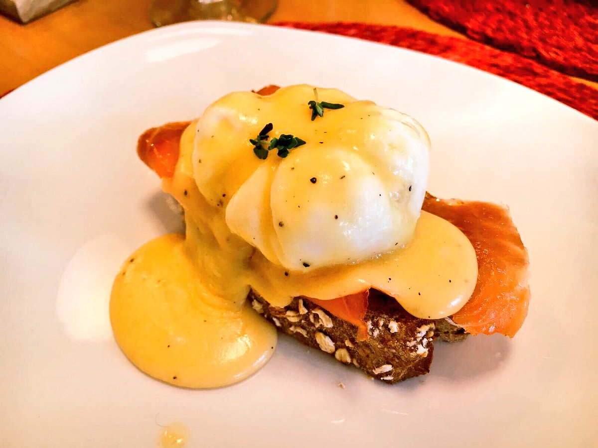 teresaponmesa's tweet photo. #FelizDomingo #TallerDeBrunch #BrunchMadrid #HuevosBenedictine @BRUNCHMADRID #BrunchMadrid @CookingParties #Chamartin #Madrid https://t.co/b6MQZkkiwu