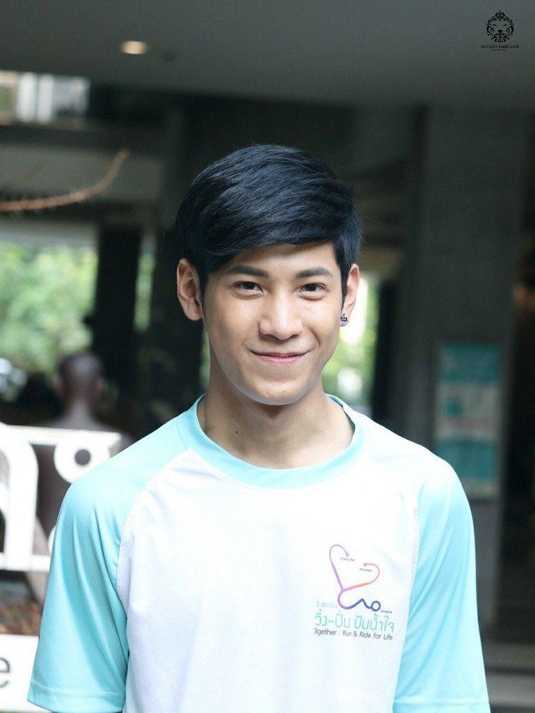 onlysingto's tweet photo. Dont forget to smile 😊❤️ @stjinx_maya #SingtoPrachaya https://t.co/mNRm4s4oHt