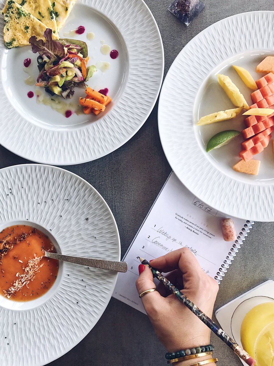 breakfastcrmnls's tweet photo. What mornings at @nekupehotel look like! #nekupeliving https://t.co/6d7cMaUVWY