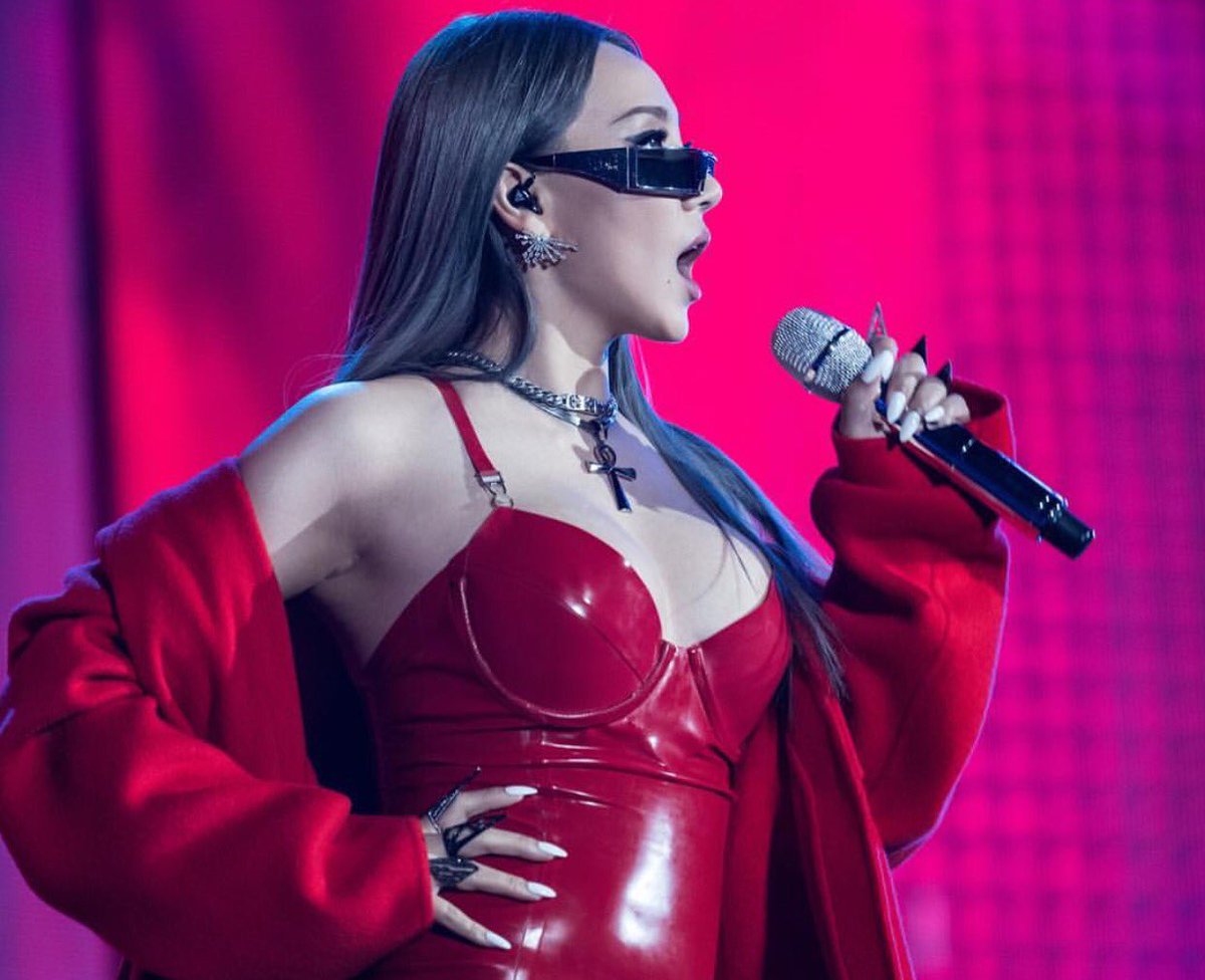 WeLoveChaerin's tweet photo. CL ❤️.❤️ https://t.co/97F20a8zhk