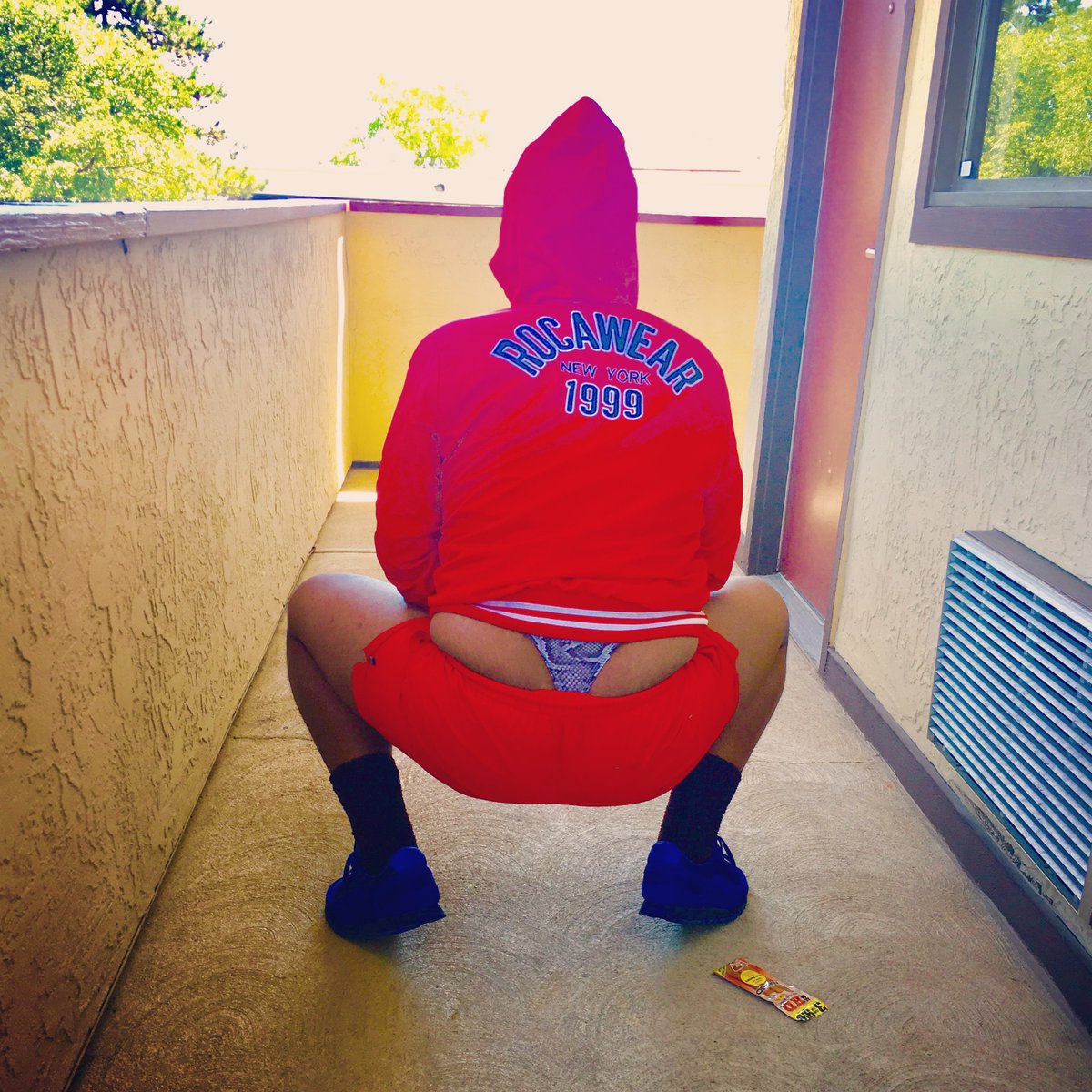 YosheMula's tweet photo. #BiTwitter #Gaytwitter #ThickTwitter 😜 https://t.co/r38QkxrgX7