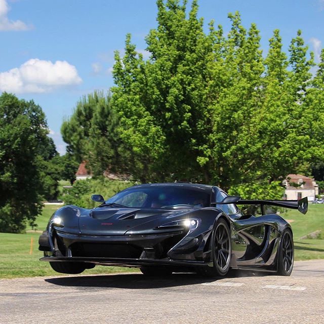 GetCarvi's tweet photo. Caption this! #McLaren #P1LM.
#car #cars #supercar #luxurycar #newcar #fastcar #extremecar https://t.co/HvSdlkCMoY
