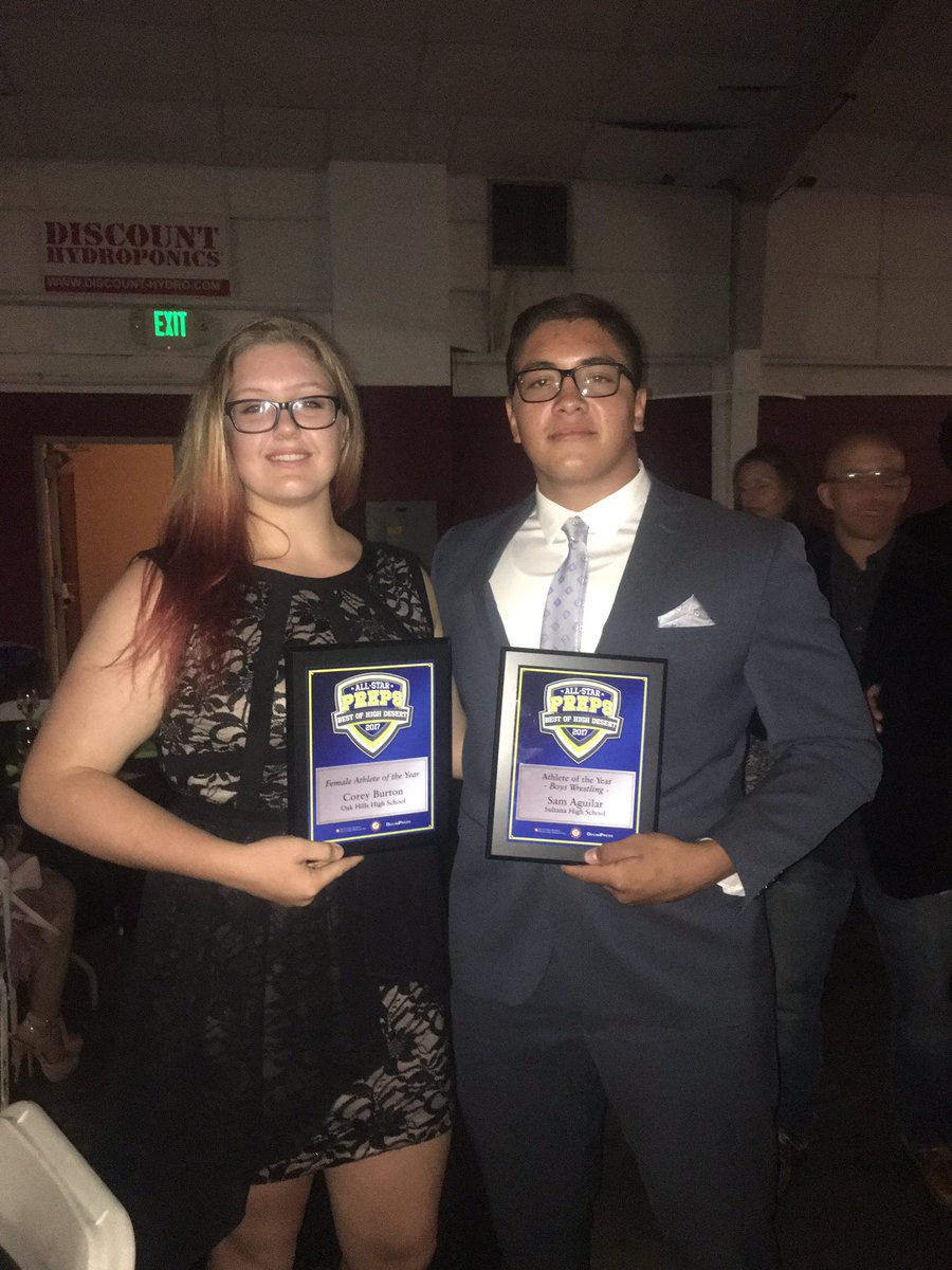 birdtweetershs's tweet photo. Congrats to Sam Aguilar of Sultana and Corey Burton of Oak Hills! #HDPreps #wrestlersoftheyear #AllAmericans #weareproudofyou https://t.co/7ejnqKVgcv
