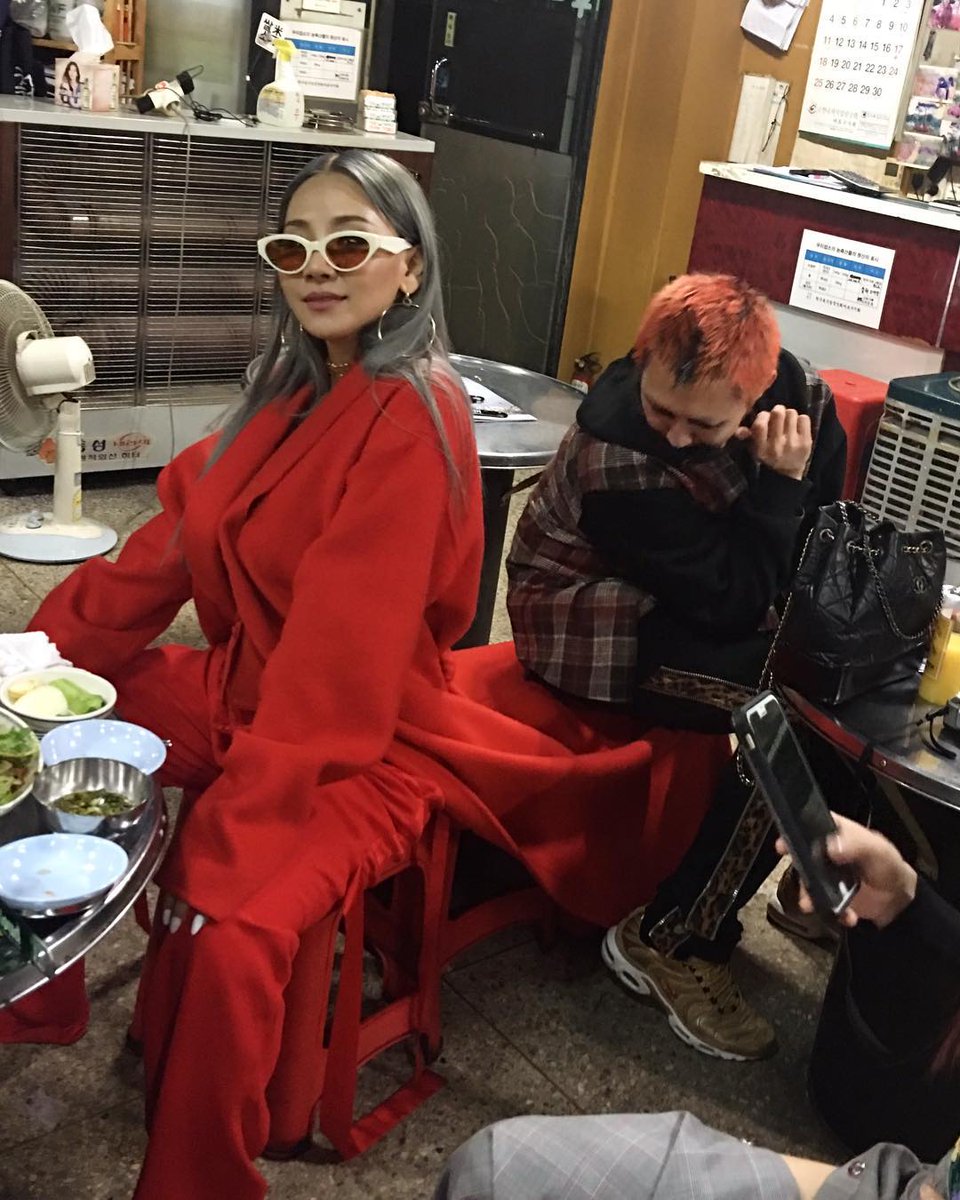 WeLoveChaerin's tweet photo. [IG] Harin's update: lit 💫 https://t.co/AqqGGQks5H https://t.co/bk10fOnDUk