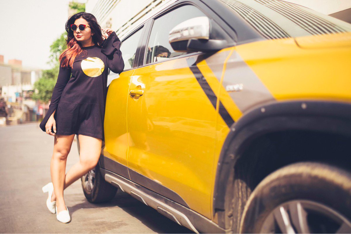 shivalioswal's tweet photo. That golden spot 🏅🥇

Wearing @TheQuirkBox 

#quirk #classifiedbird #Delhi #delhiblogger #blogger https://t.co/NZzfOVidsk