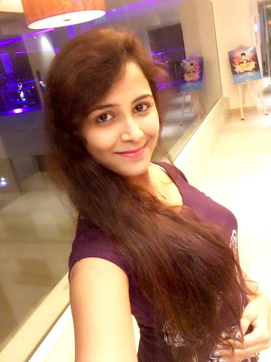 TeamSubiksha's tweet photo. PeraAzhagi @tweetsubiksha 😍😍😘😍😘😘😍 Love u so much akka https://t.co/SntqpA2kwr