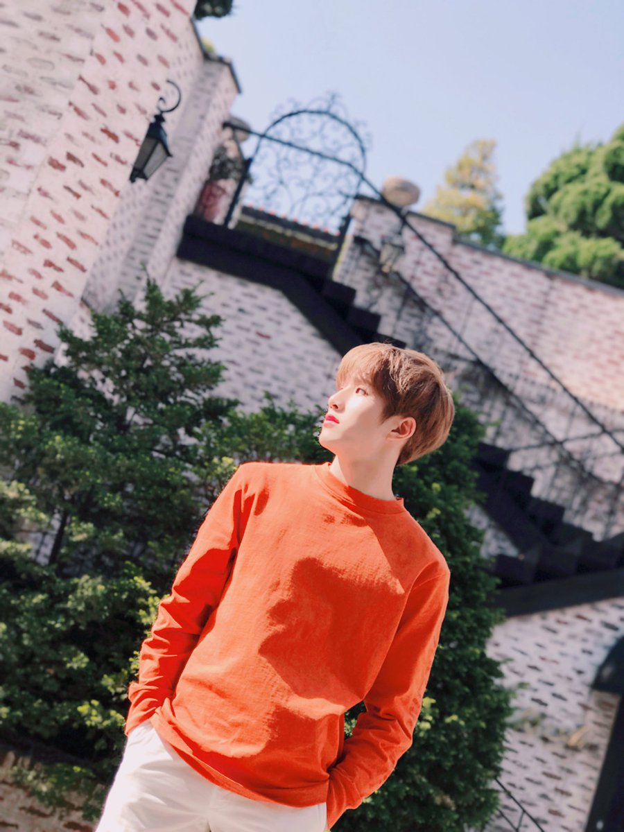 offclASTRO's tweet photo. 자 이번에는 우리 리둴~~~
진진횽아 ㅎㅎ 
#아스트로 #라키 #���파라키 #이쁘져 #칭찬해줘요 #히힛 #1 https://t.co/05WhOaGKIN