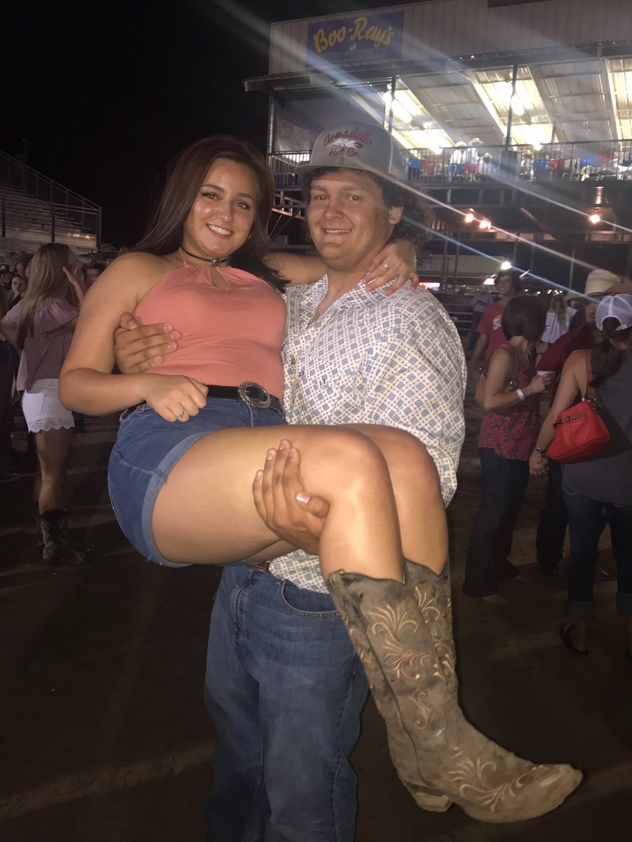 Abby Davis tweet media