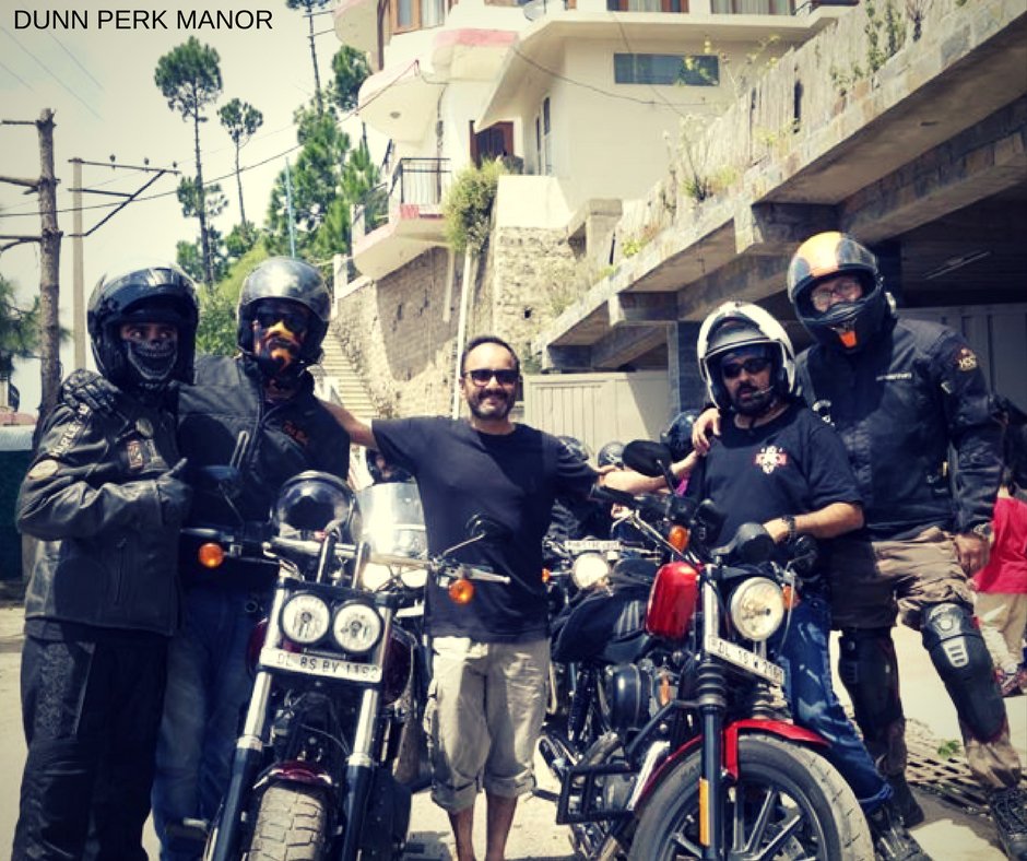 DunnPerkManor's tweet photo. #tbt a roaring #sunday @ Dunn Perk Manor. 
Book your adventure- https://t.co/3YUQtjvglw
#CometoBarog #travel #weekengetaway #himachal #hills https://t.co/n6nPCn6IX3