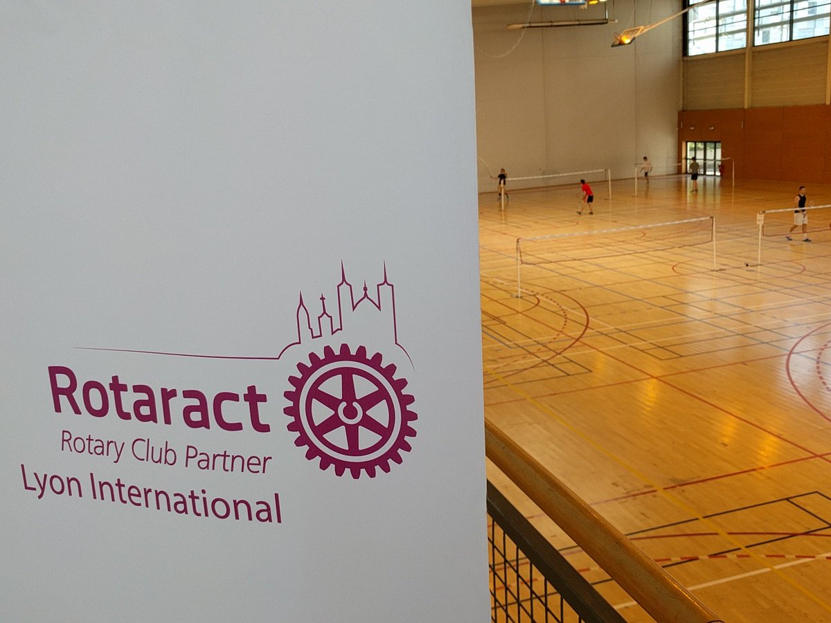 rotaract_lyon's tweet photo. Début du tournoi de badminton ! https://t.co/geEkOvGjvP