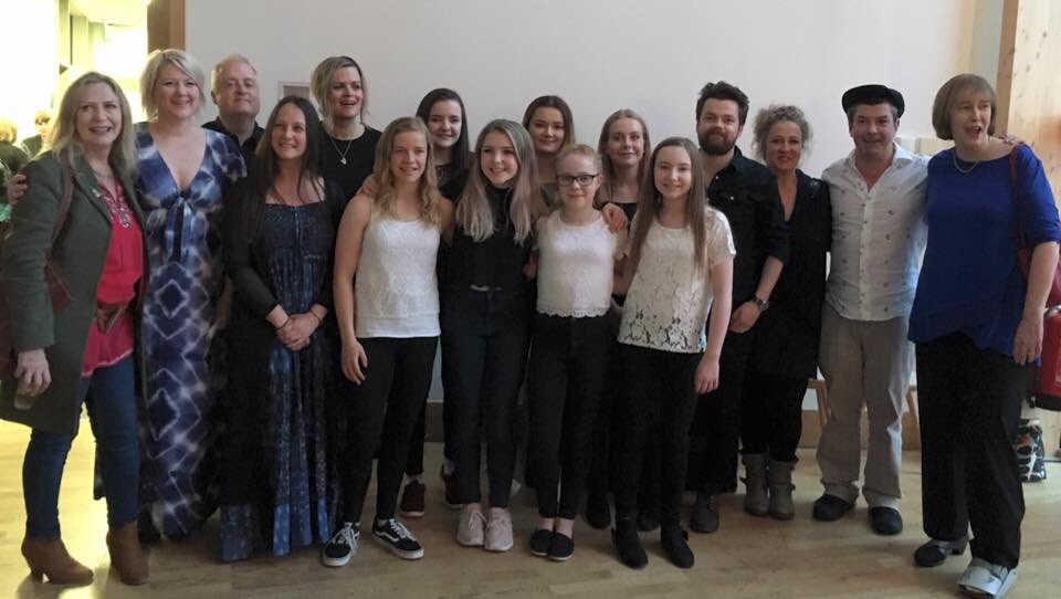 AnnbjrgLien's tweet image. Fab night @Mareel joined by star young Shetland fiddlers #stringsisters #shetland