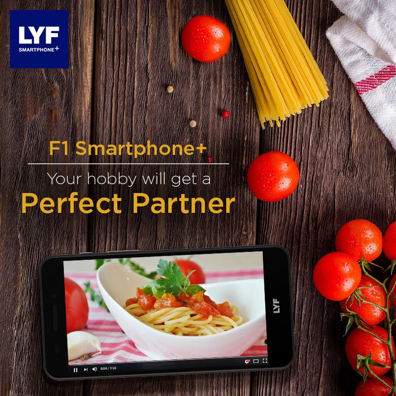 LYF_In's tweet photo. Your hobby will get a great support from the F1 Smartphone+ and its 5.5 inch HD display. #FutureLYF https://t.co/cZUIwIQysS https://t.co/CPxmsZ2hsp