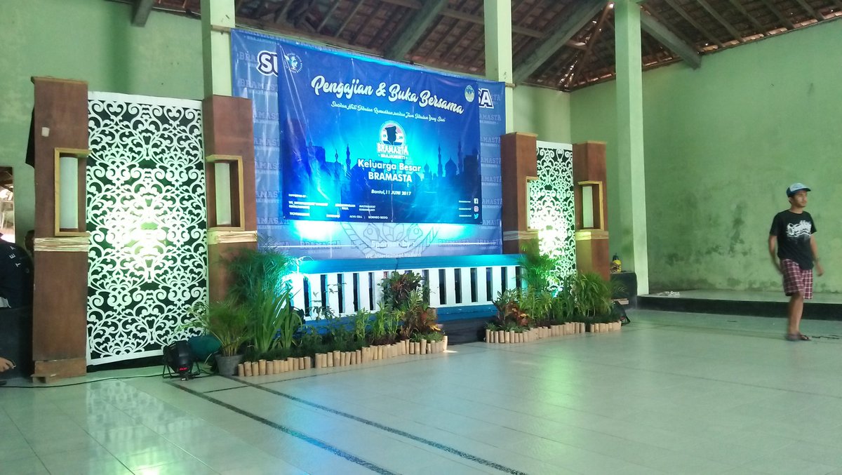 bramasta1929's tweet photo. jangan lupa hadir dan meriahken Bramasta Bersholawat, monggo diaula desa Karangjati, Kasihan, Bantul https://t.co/E4XhGiy1C6