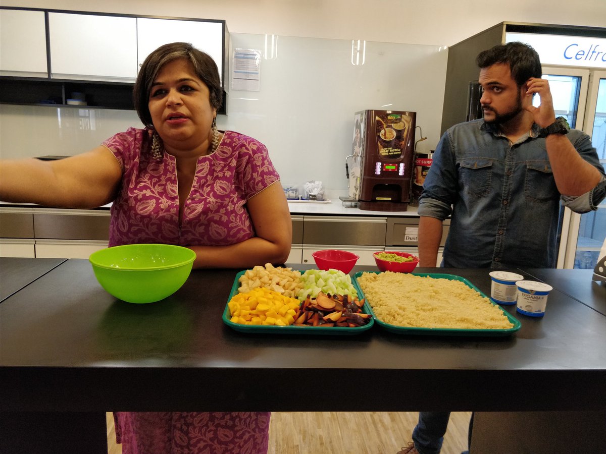 Mamis_Samayal's tweet photo. And we have  @monikamanchanda  making the salads @myawfis #awfisaffair https://t.co/RyVDe4yFmN