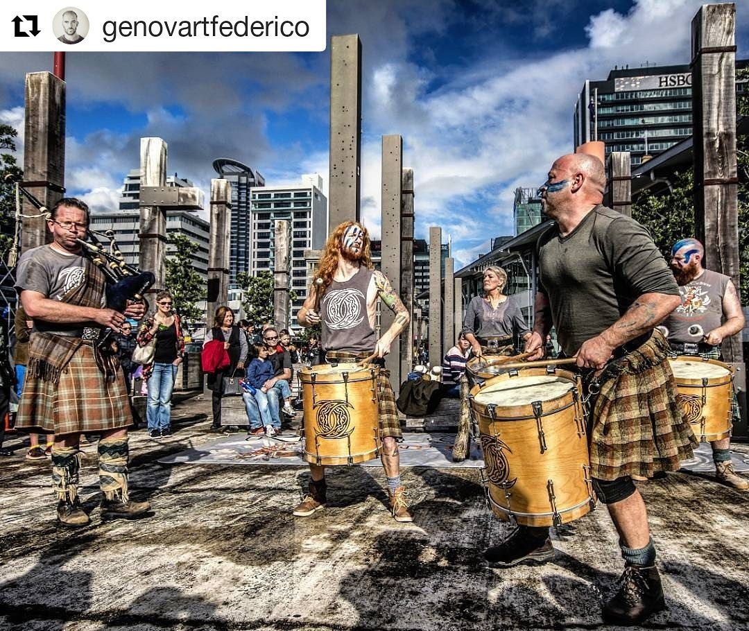 ClanCeltica's tweet photo. Beautiful shot by @genovartfederico #clanceltica #tribalthunder #bagpipesandkilts #kilts #warpaint https://t.co/wCOtu4mg3b