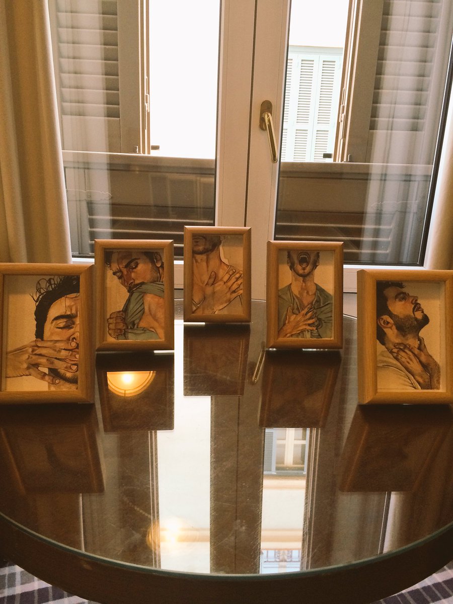 Domingo de #art&amp;breakfast en <a href="/RoomMateHotels/">Room Mate Hotels</a> #malaga #buyart