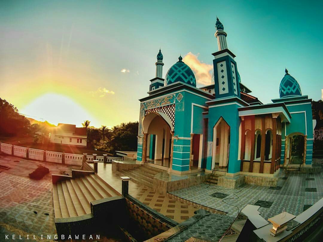 Senja nan manis di beranda Masjid..
Masjid Sungai Raya, Lebak, Sangkapura, Bawean