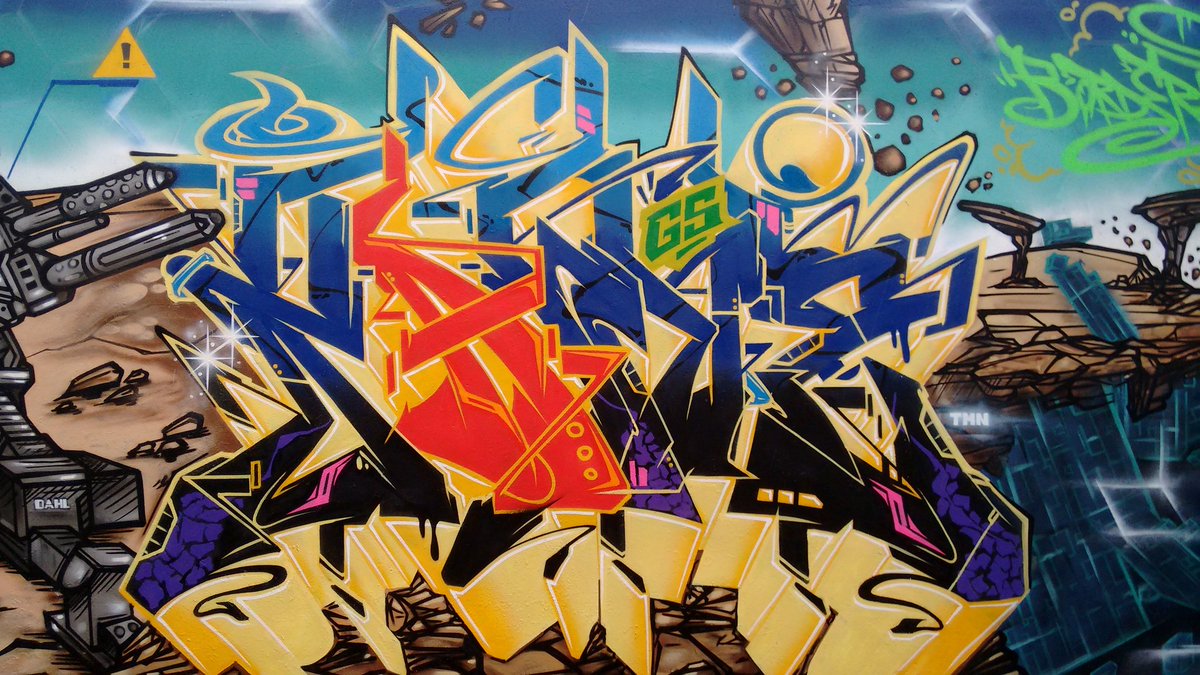Belfast_Beyond's tweet photo. Incredible @Borderlands themed wall by #Aike and #Kanuz #Belfast #NorthernIreland #graffiti #GsCrew #GiesCrew #TMN #belfastgraffiti https://t.co/ARU4hh4e47