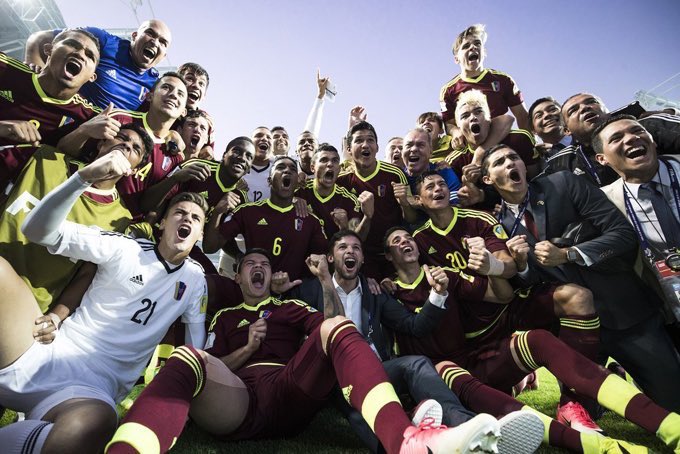 anto_v25's tweet photo. Felicitaciones a Venezuela ustedes son unos campeones. Deseamos pronto que haya paz en el país Venezolano. https://t.co/y9JofKN0JZ