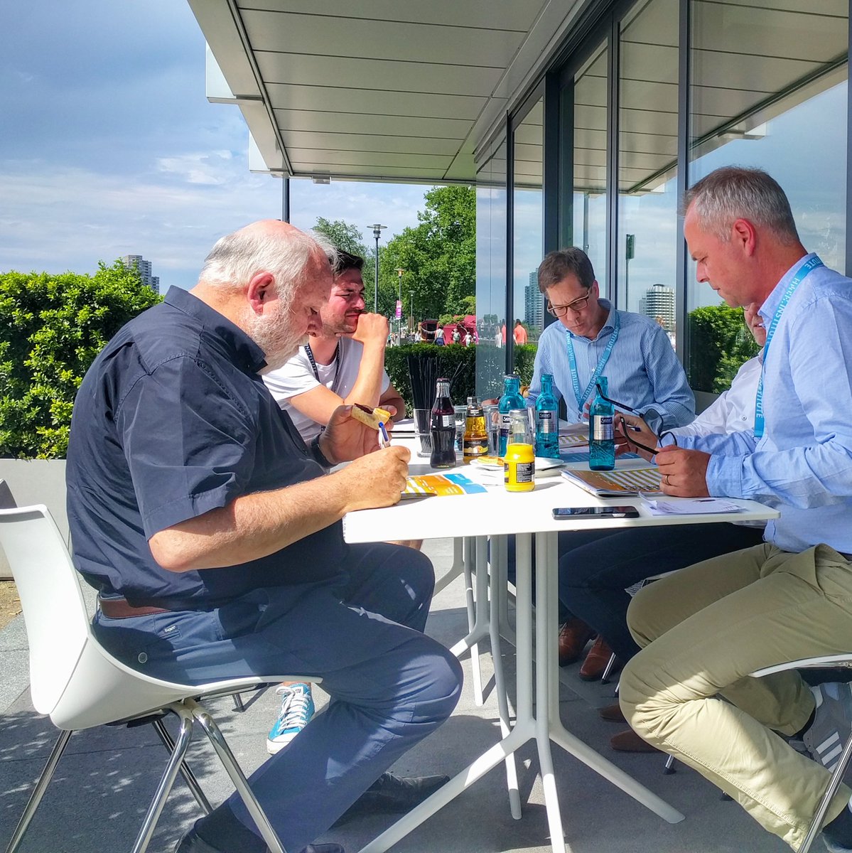 bofrostDE's tweet photo. die Jury bei der Arbeit...
#hackbofrost https://t.co/kpqJXlh6ef