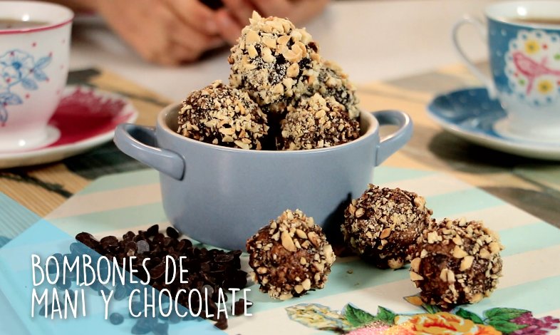 Disfruta esta exquisita versión saludable de bombones de chocolate y maní que <a href="/connieachurra/">Connie Achurra 💜💚</a> prepara para ti! <a href="/_MiLadoDulce/">Mi Lado Dulce</a> <a href="/CANAL_13C/">13C: Cultura con otros ojos</a>