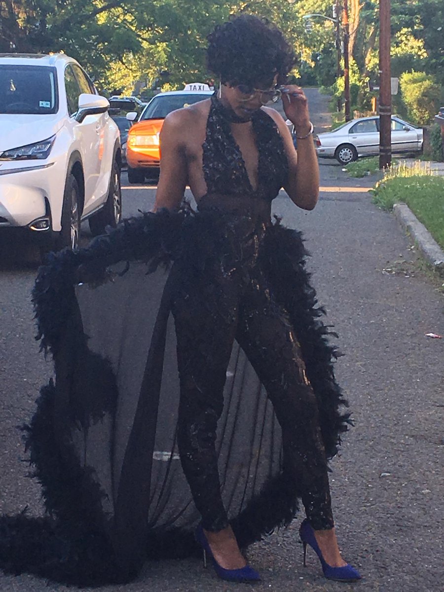 celestemilan's tweet photo. She slayed 2k17 prom https://t.co/bCwfCsjCHR