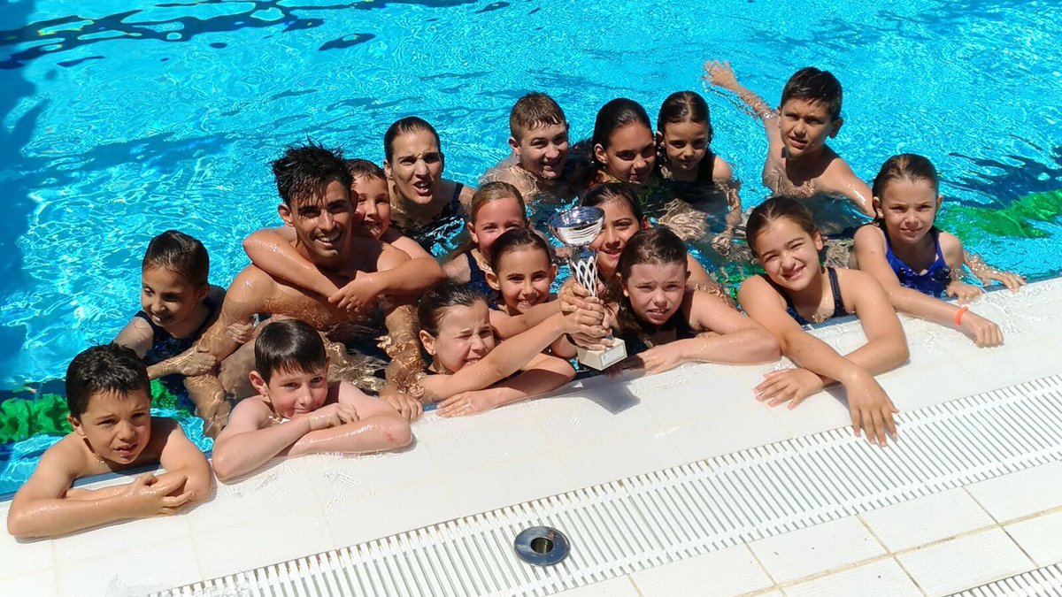SWCNSA's tweet photo. Final Territorial torn del Benjamí 2008 @CNsantandreu #sharks #SomSantAndreu #2nsdeCatalunya @Calzadatorplus #sergiomartinez #alexortega https://t.co/fj8xdGTVQx