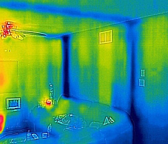 EverydayThermal's tweet photo. #airconditioner #hvac #cooling #heating #seetheheat #seethecold #flir #thermal #thermalimaging #thermalphotography #livingroom #home #summer https://t.co/A82YXm6zb8