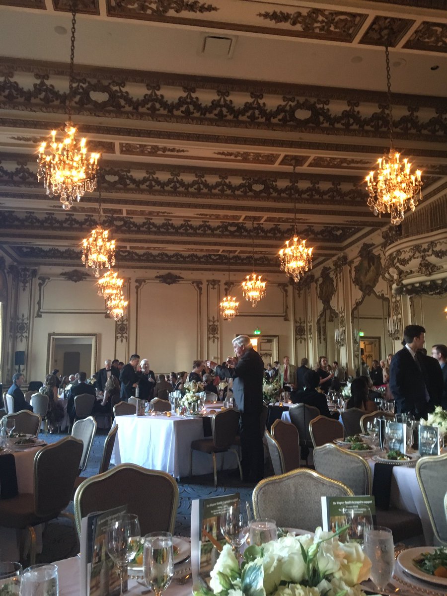 RockingHorseFly's tweet photo. Magical night! Raising $ 4 aneurysm, AVM &amp; stroke resrch &amp; awrnss.  Thnk U @zachbraff 4 ur story &amp; fighting 4 future survivors. #jnf #taaf https://t.co/aJSPCOQ25n